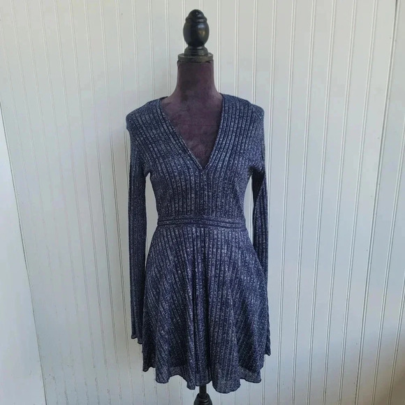 ZARA Womens Navy BLUE Silver Metallic KNIT V-NECK Mink DRESS Long Sleeve Sz M - Picture 1 of 14